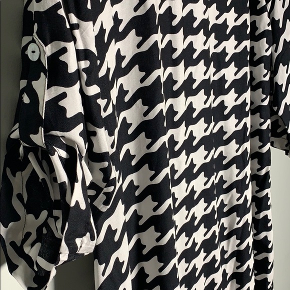 WEEKEND SALE ‼️🎈‼️ESCAPADA TUNIC SIZE SMALL - Picture 6 of 8